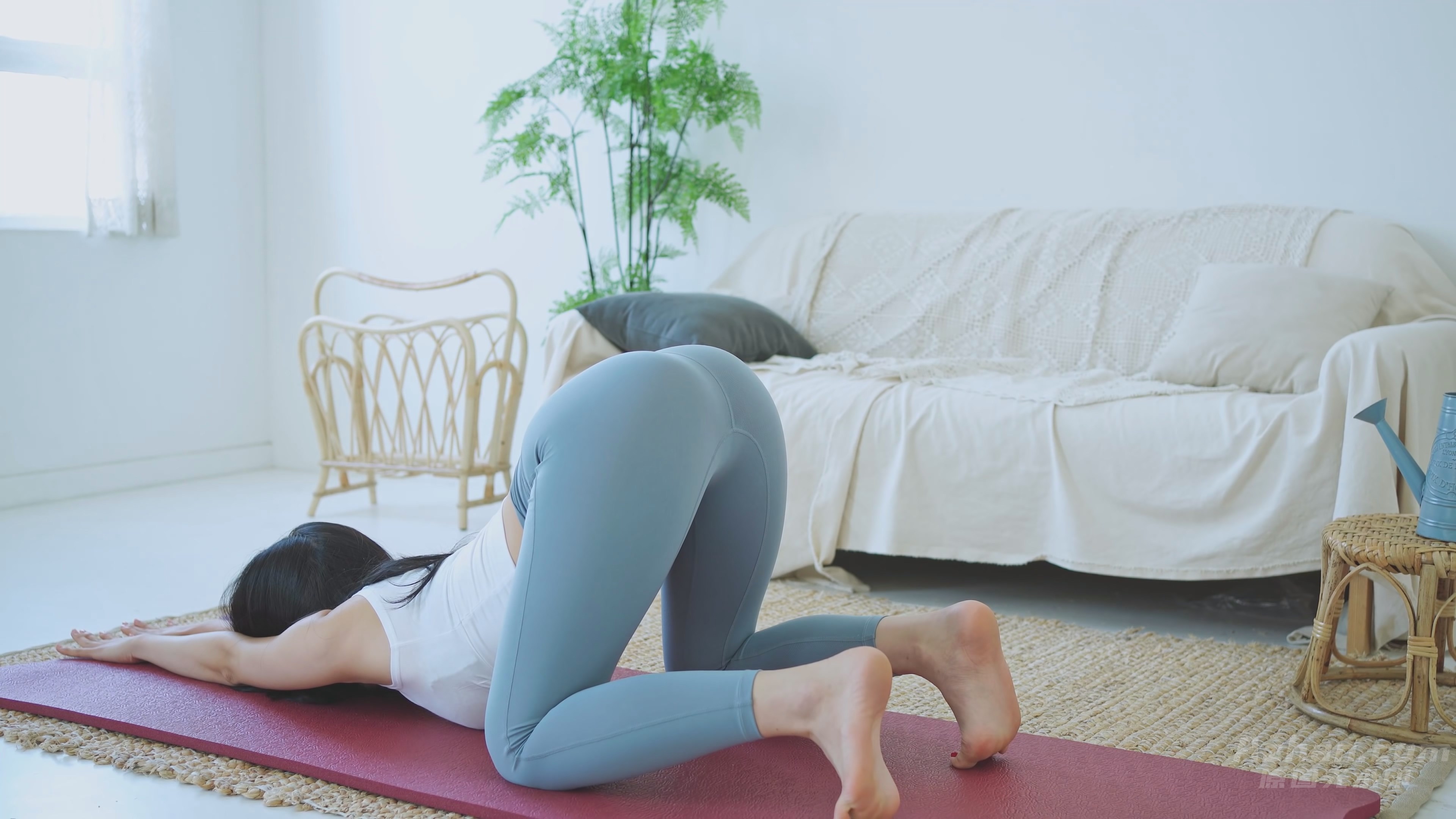 A57.Home Yoga and Pilates 970M-4