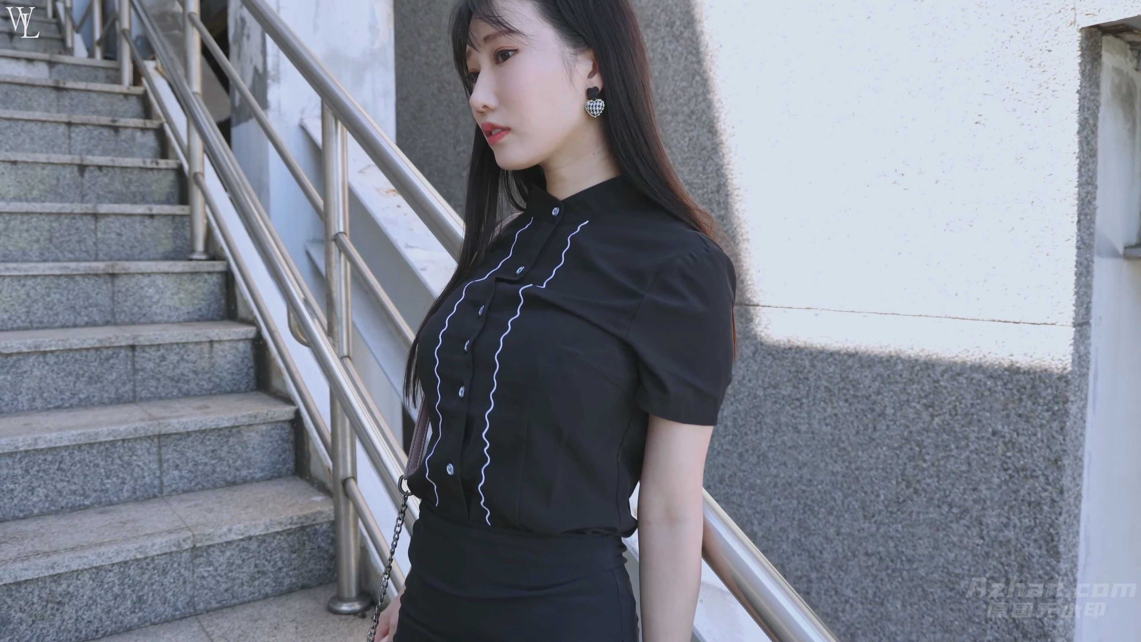 z53-又又-156cm-黑丝白吊带ol 604M-2